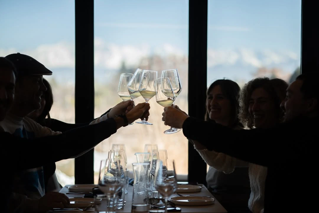 Vinito y Amigos - Mendoza - Bodega - Experience image